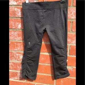 Lululemons Ivviva kids Cropped Breath Love Pant